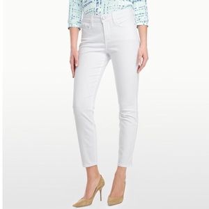 NYDJ Clarissa Ankle stretch Jean in white (10)